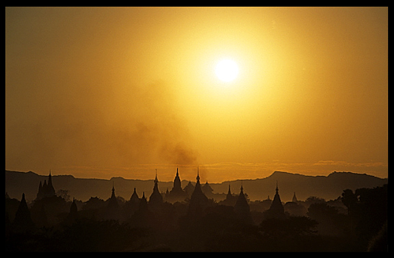 Sunset at Bagan, seen from Shwesandaw Paya.