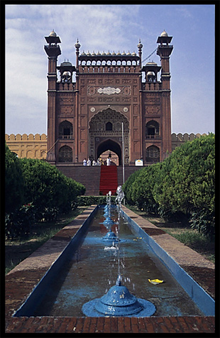 Entrance to the Badshahi, the last, and the largest, of the Moghul mosques. Lahore, Pakistan