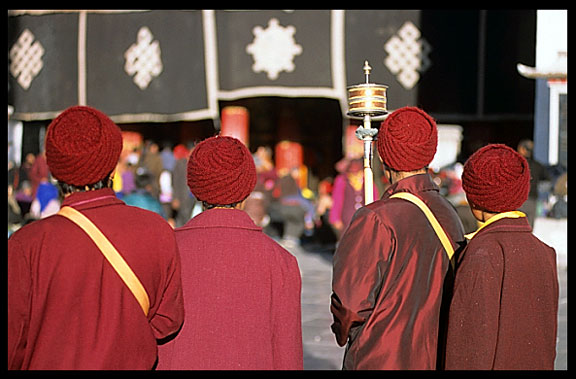 The entrance of the Jokhang.