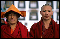 Tibetan pilgrims in front of the Jokhang. Lhasa, Tibet, China