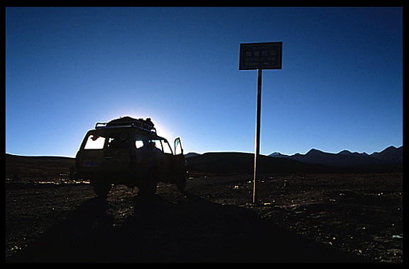 Pang-la 5120m with stupendous views of the Himalaya range.